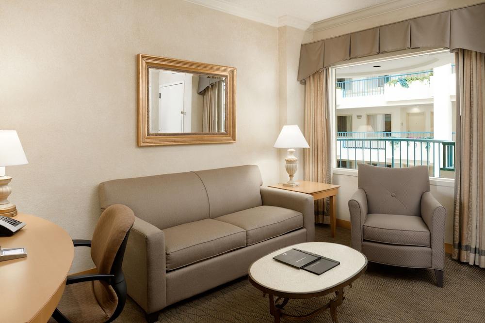 Hilton Boca Raton Suites Esterno foto