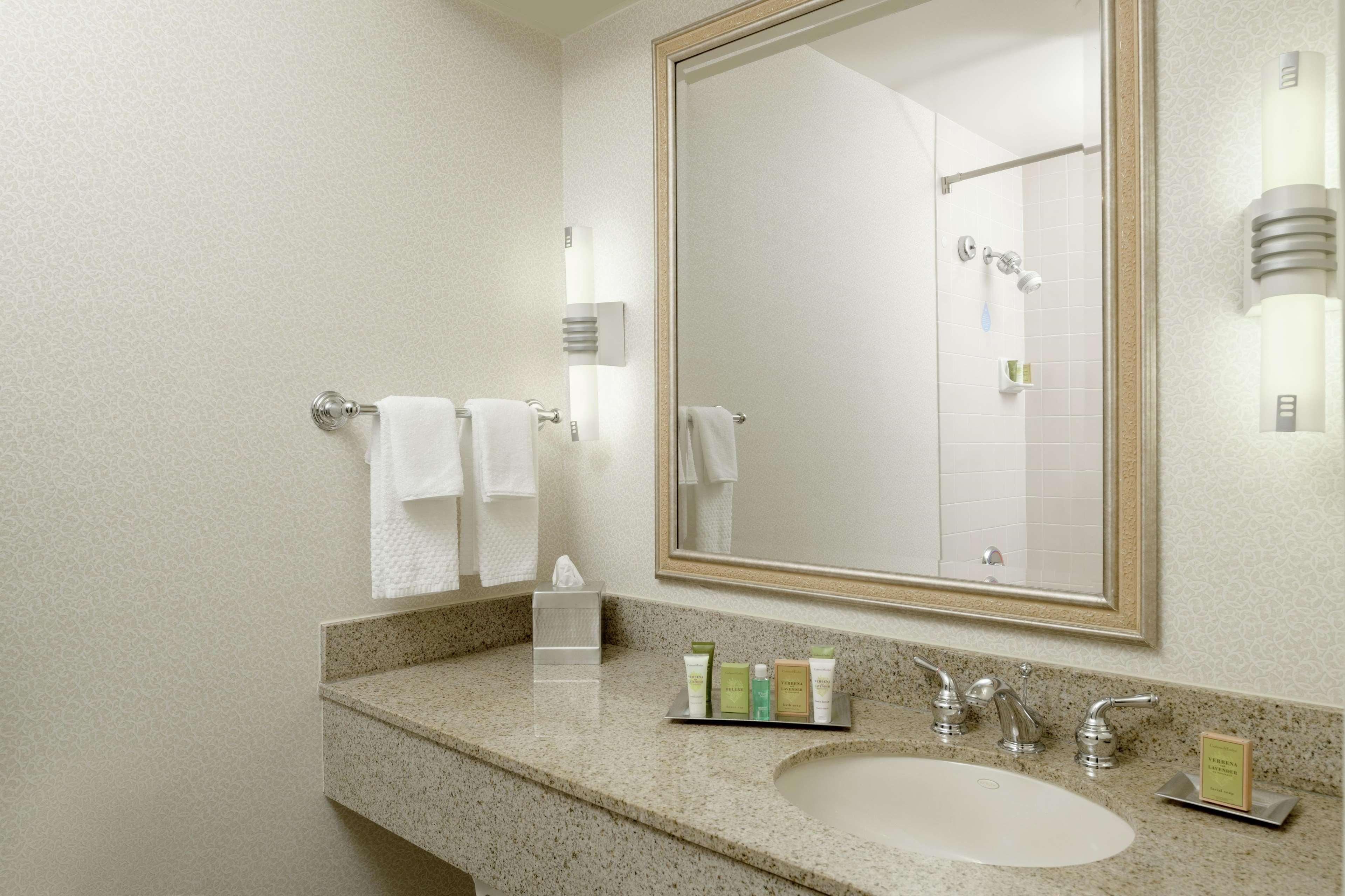 Hilton Boca Raton Suites Esterno foto
