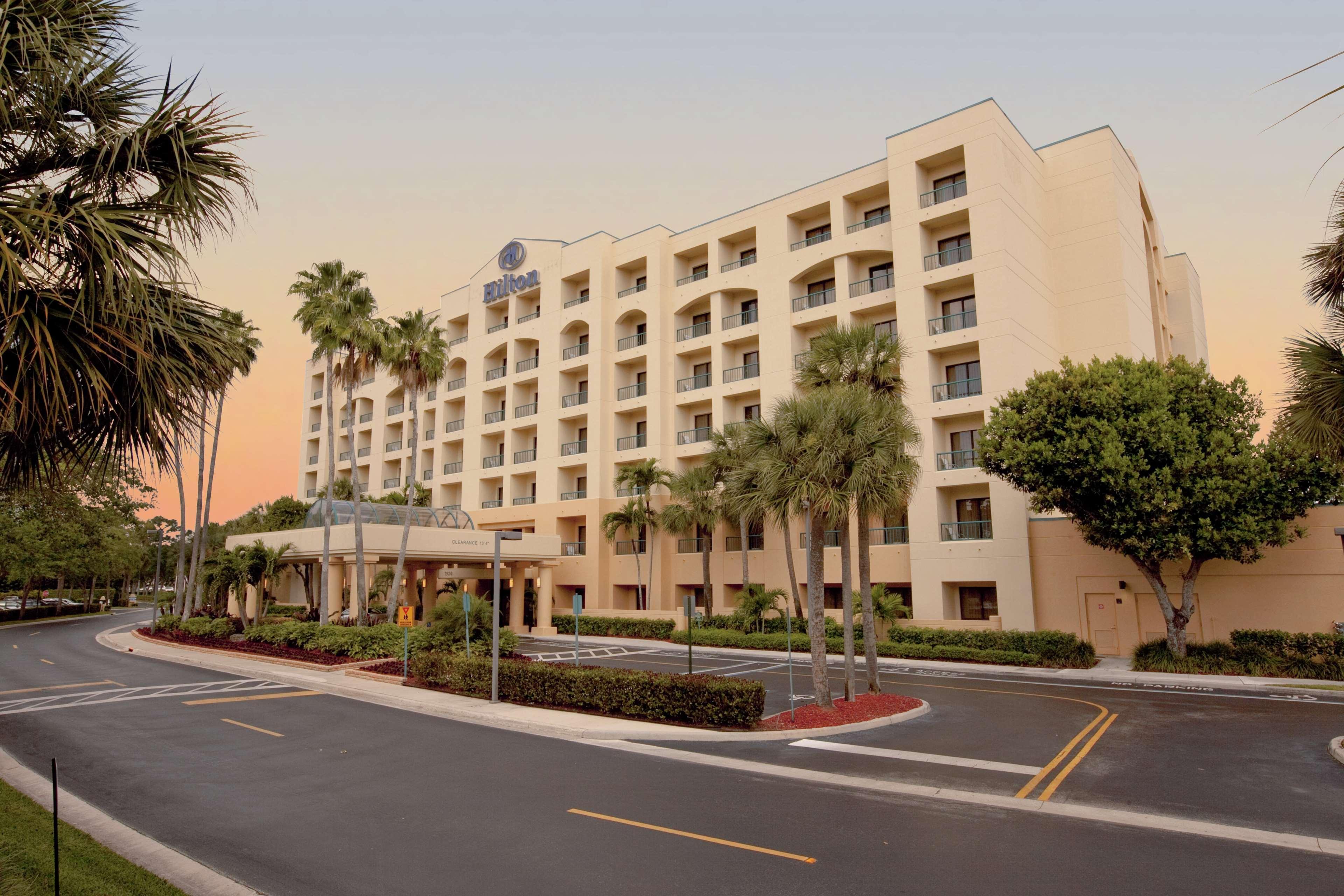 Hilton Boca Raton Suites Esterno foto