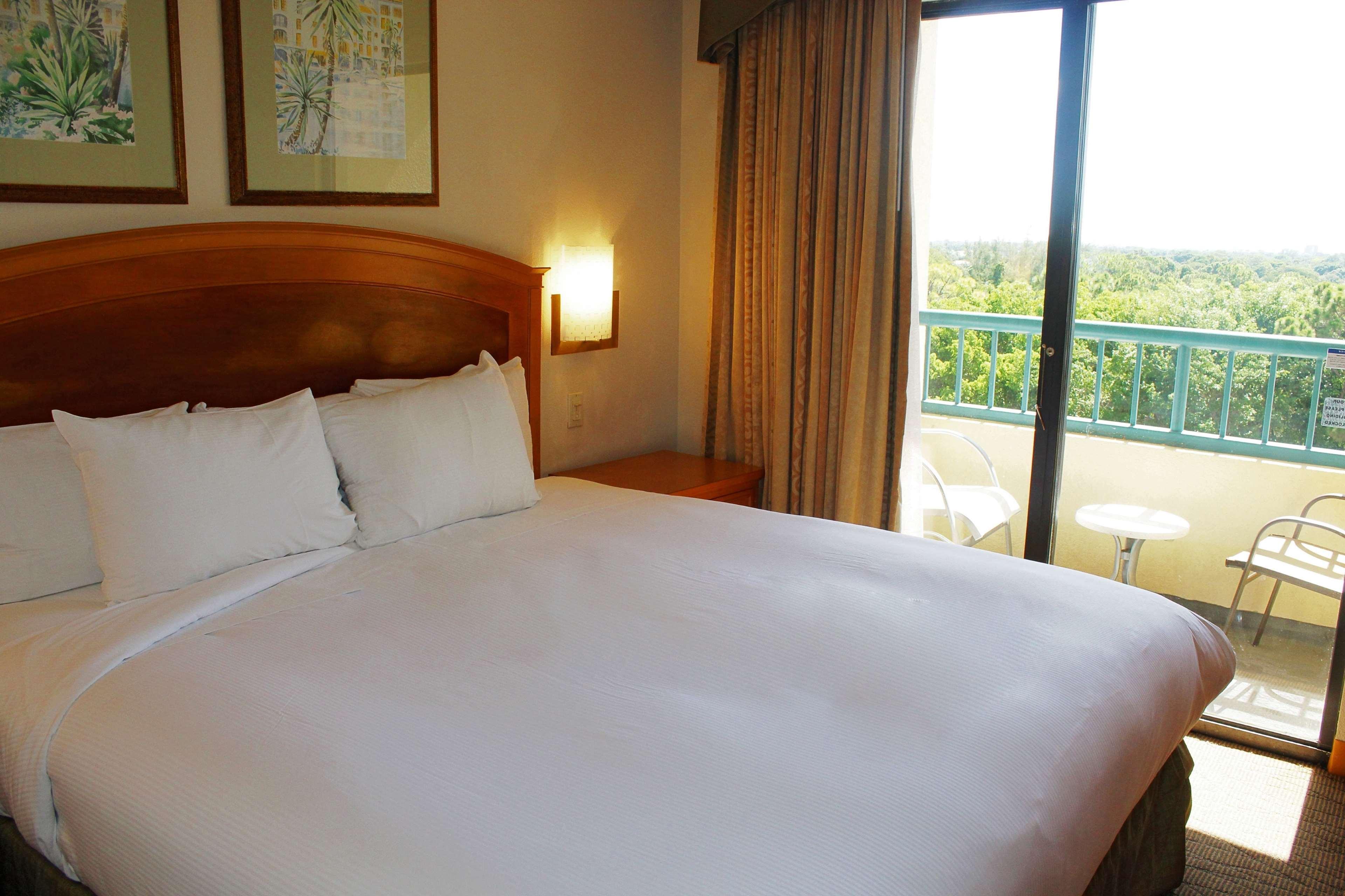 Hilton Boca Raton Suites Esterno foto