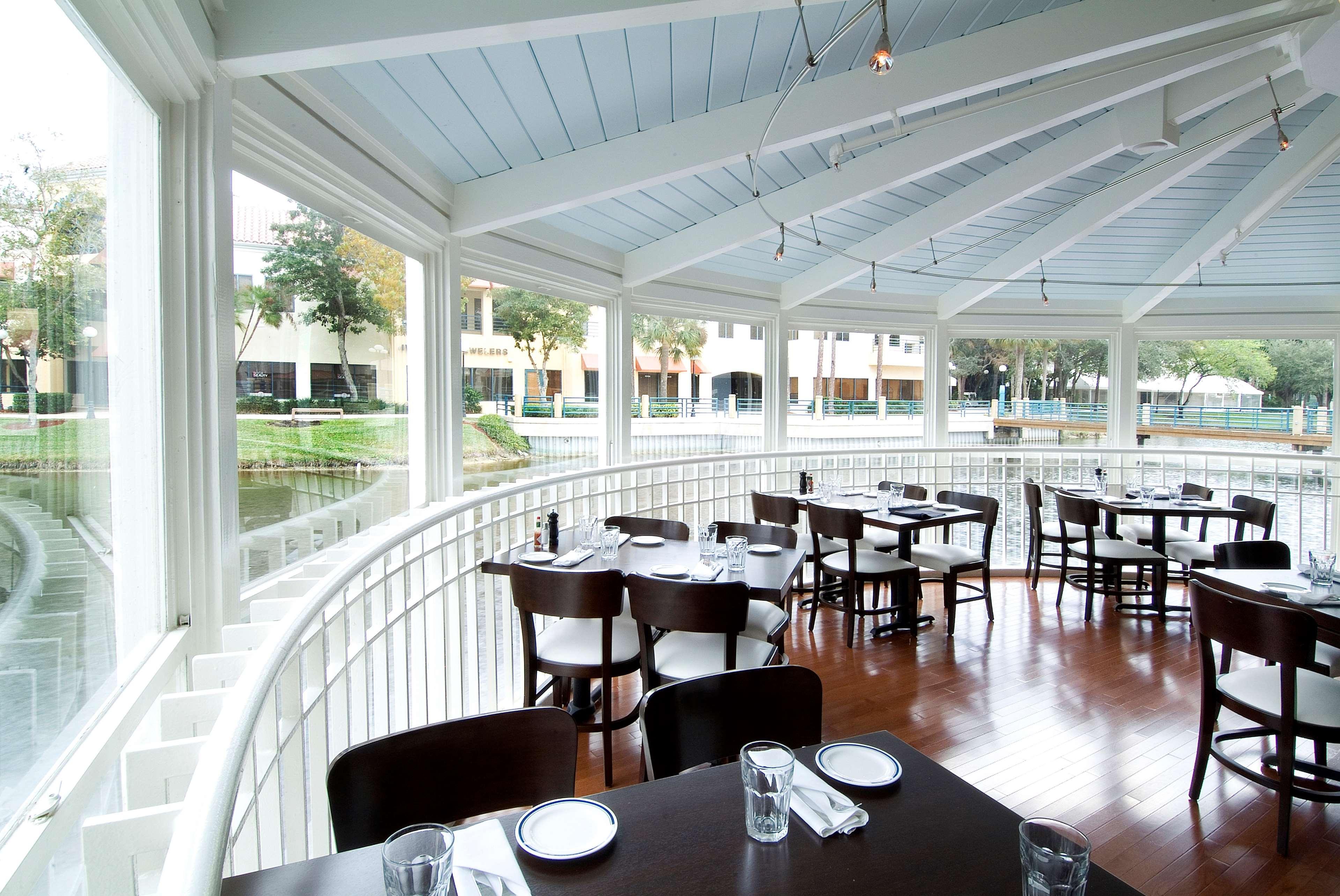 Hilton Boca Raton Suites Esterno foto