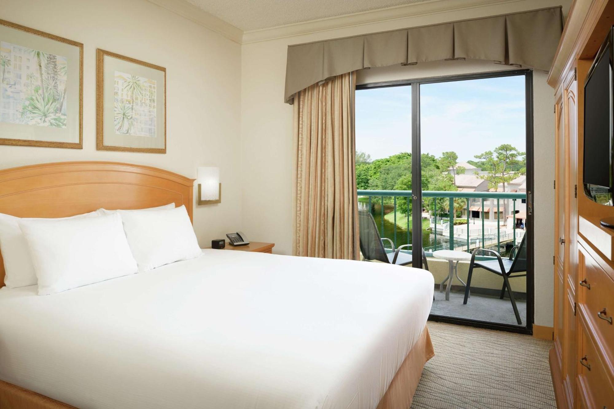 Hilton Boca Raton Suites Esterno foto