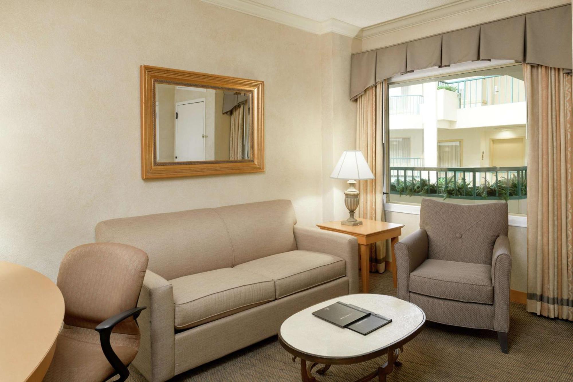 Hilton Boca Raton Suites Esterno foto