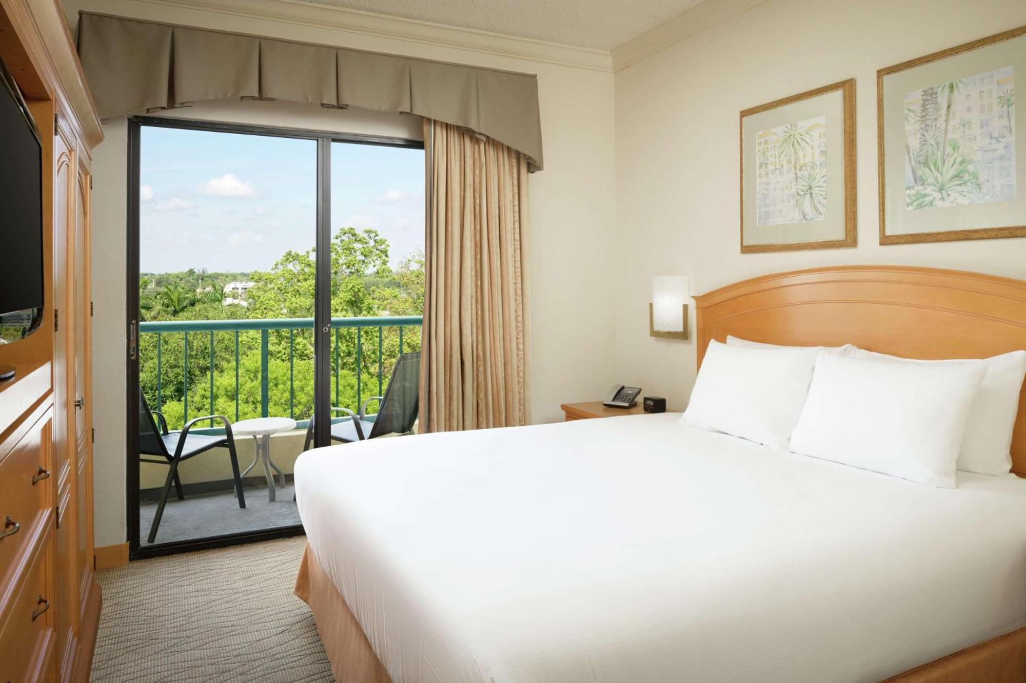 Hilton Boca Raton Suites Esterno foto