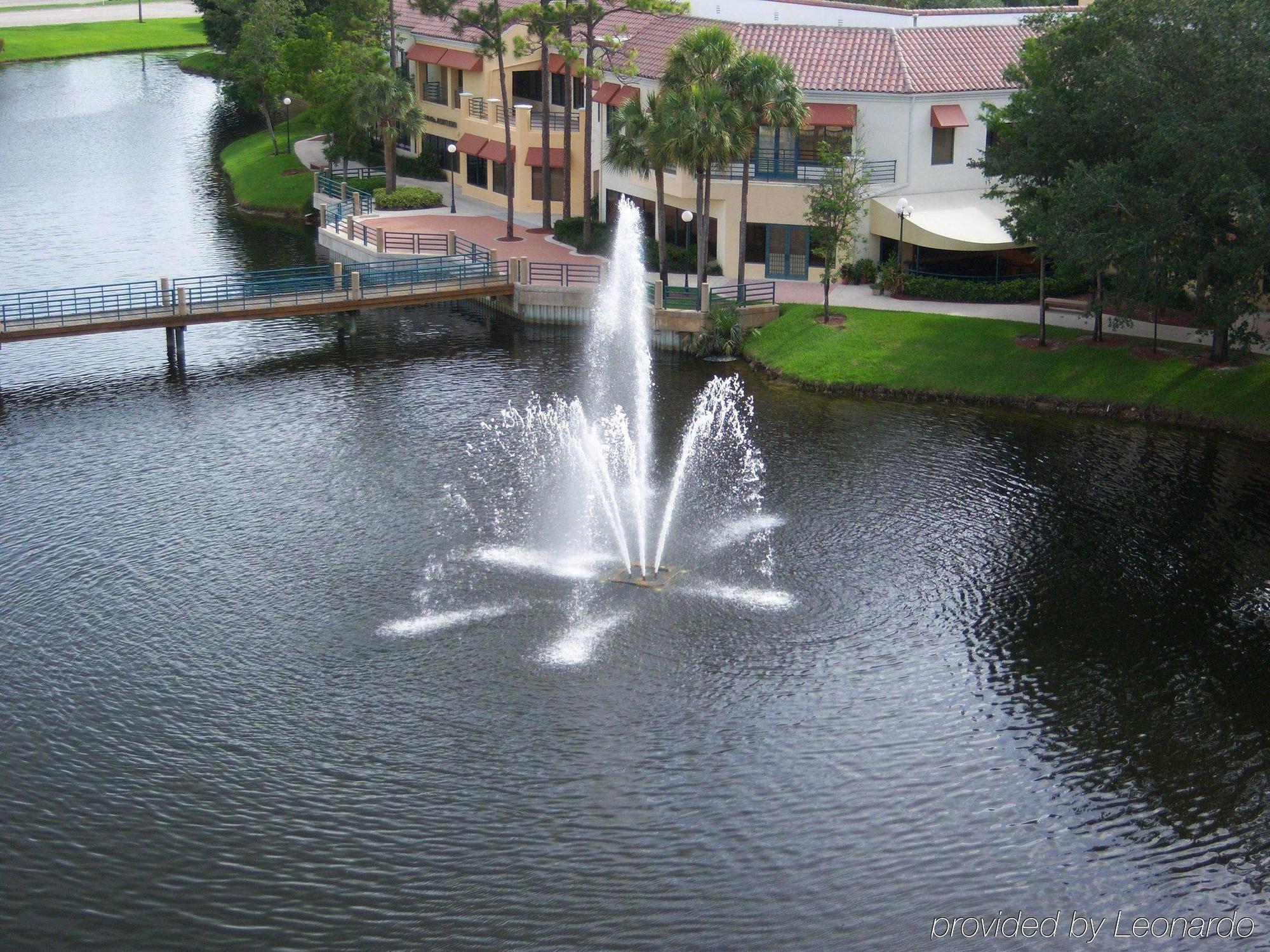 Hilton Boca Raton Suites Esterno foto